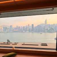 💥香港麗晶酒店！瞓住睇維港靚景真係爽到痹！