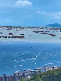 中國夏威夷，當比基尼邂逅黑袍