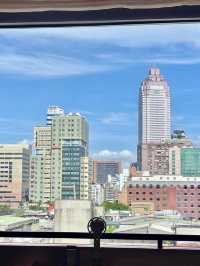 城市的溫柔折射：台北時代寓所