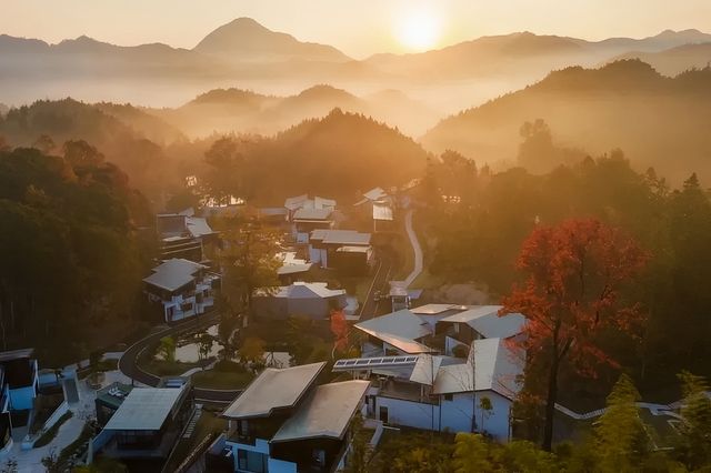 解碼徽州遺珠 | 迷宮祠堂、文藝田野與聯體古居