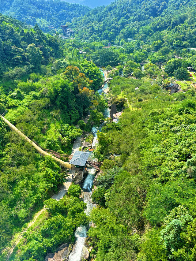 嚟雲浮天露山避暑住進山水畫嘅野奢美宿