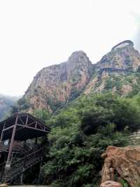 飛瀑懸崖間，探秘北方張家界的奇景——秦皇島市龍雲谷景區