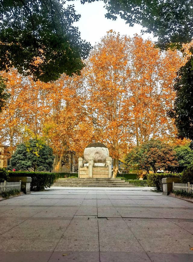 秋日懷舊之旅:古惠濟寺與浦口火車站一日遊 秋日懷舊之旅:古惠濟寺與浦口火車站一日遊