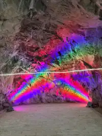 黃石國家礦山公園-亚洲第一天坑