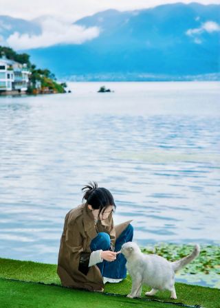 창문을 열면 바다가 보이는 게으른 휴일, 대리의 흰 벽과 청와 기와 사이에 머물다