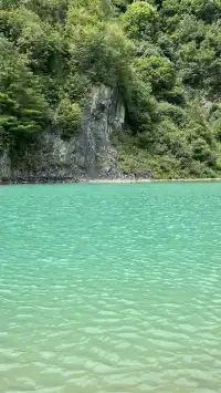 漢中| 情人谷獅子溝牛奶湖藏在山水中的浪漫