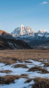 11月川西4天3晚，玩轉秋日秘境！邂逅雪山與藏地煙火！