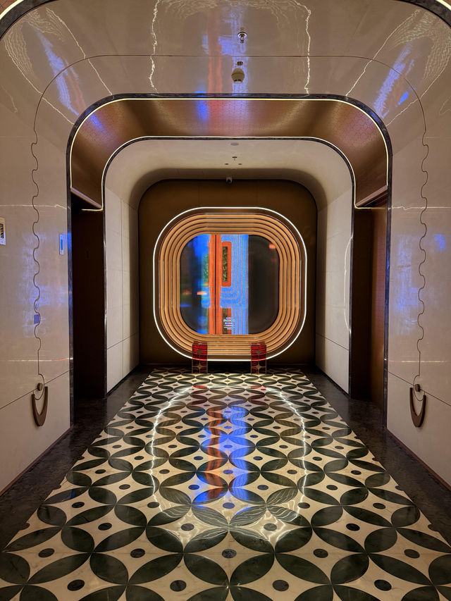 英迪格酒店把「交子文化」搬進CBD，宋韻與摩登雙封神