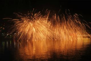 งานเฉลิมฉลองส่งท้ายปีเก่าต้อนรับปีใหม่ที่เมืองหลินชิงตงว่านหยวนเริ่มต้นขึ้นแล้ว