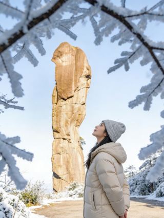 Sanqingshan after snow is absolutely stunning! This fairy-tale traverse guide is a must-read! 