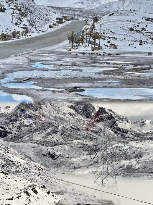 ing mountains 雪山 Snow has fallen on Zheduo Mountain, the ultimate winter scenery in