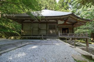 Nara hidden gem Murouji temple｜Travel through a thousand-year-old temple surrounded by a sea of hydrangeas
