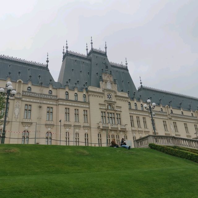 palace of cultural lasi romania