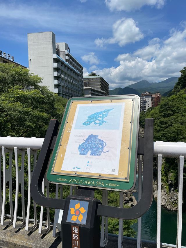 東京2小時車程溫泉♨️鄉😝鬼怒川風景如畫🤪免費足湯