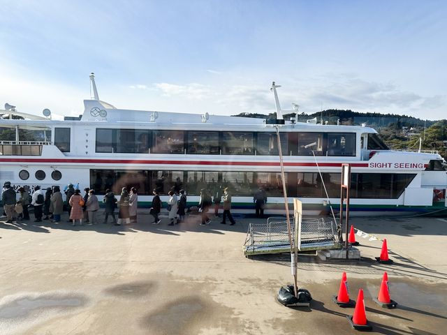 一次看松島灣超過260個島嶼 還有露天區可以吹風看海 松島遊船必看仁王島、鐘島