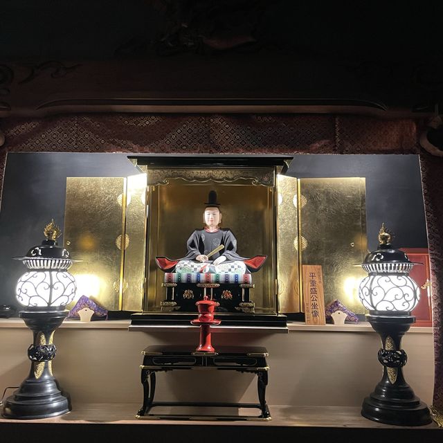 【京都府】宿泊一体型のお寺で宿泊者限定の朝のおつとめに参加！