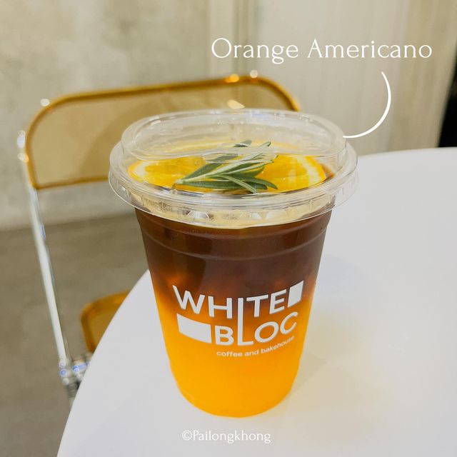 Whitebloc Coffee คาเฟ่สุดชิคย่านบางแค