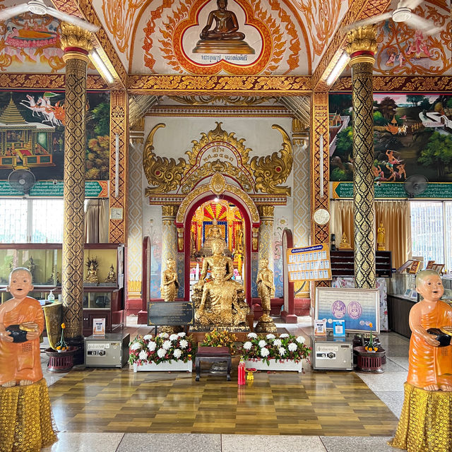 หลวงพ่อเพ็ชร 
