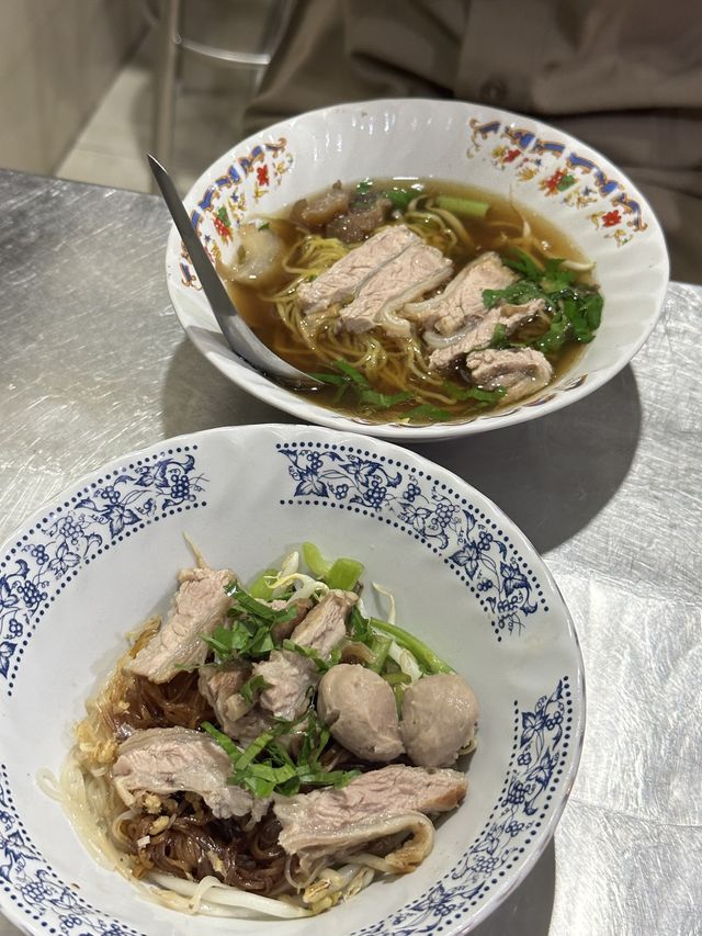 ร้านเจ๊ริน ก๋วยเตี๋ยวหมูเลียง-เนื้อเลียง 🌿