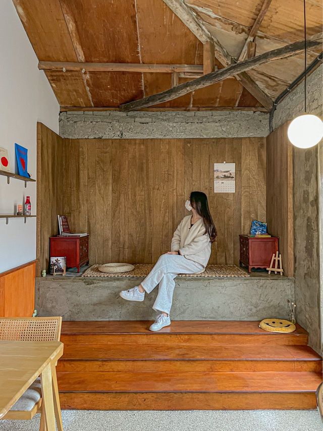 보라지붕이 예쁜 제주 카페, 달력
