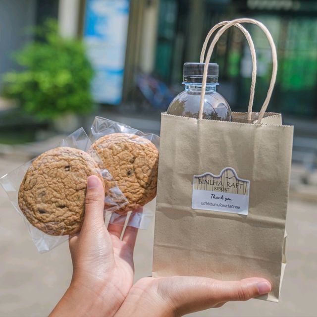 รีสอร์ทริมน้ำกาญจนบุรี  "𝐛𝐢𝐧𝐥𝐡𝐚 𝐫𝐚𝐟𝐭"