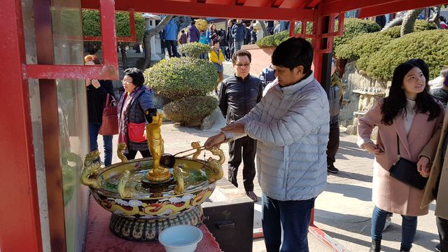 Haedong Yonggunsa Buddhist Temple, Busan