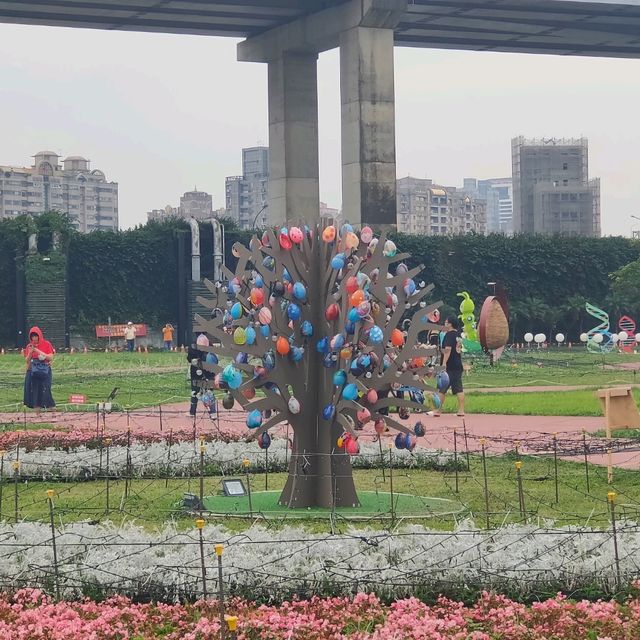 適合親子造訪的地景花海蝴蝶公園