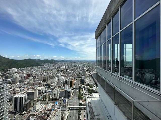岐阜の景色を43階展望室(スカイラウンジ)から眺める事のできる『岐阜シティ・タワー43』(無料開放)
