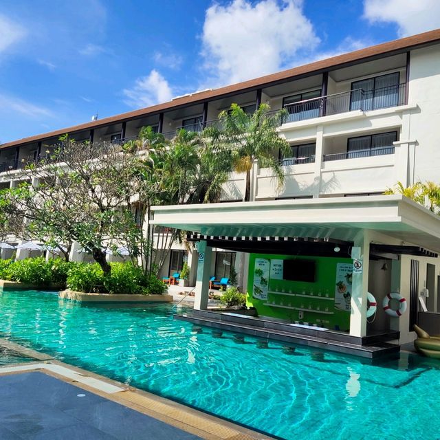 DOUBLETREE BY HILTON PHUKET เรียบง่ายใกล้หาด
