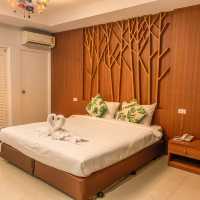 โรงแรมใกล้หอโหวด 📍: The 9 Hotel