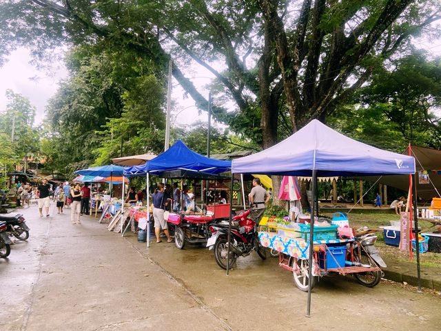 กาดโพธิ์ ปาย แม่ฮ่องสอน