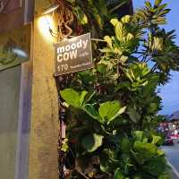 Moody Cow Dessert Cafe