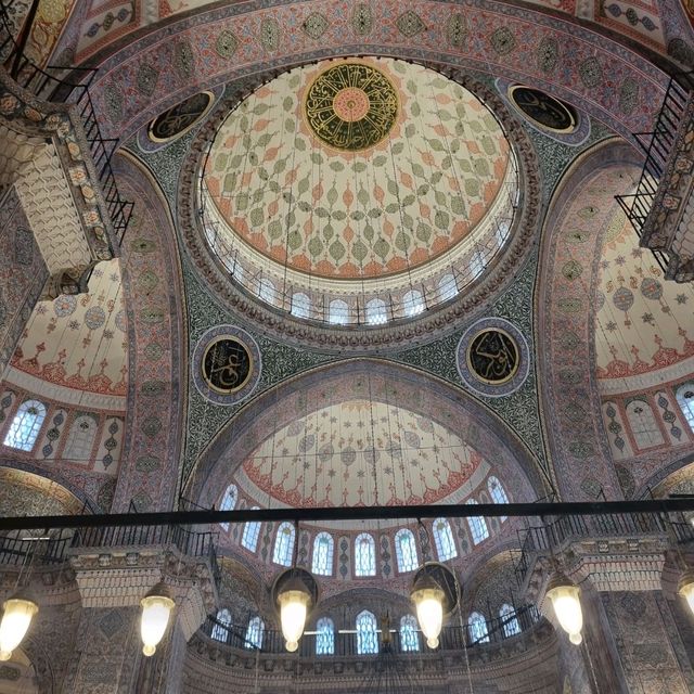 Mosque Hoping In Istanbul