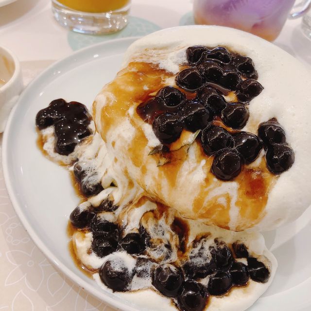 💜紫色飲料的下午茶🥤📍 Lady nara 曼谷新泰式料理 台北統一時代店