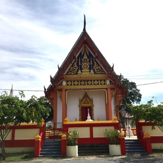 Nirot Sangkharam Temple