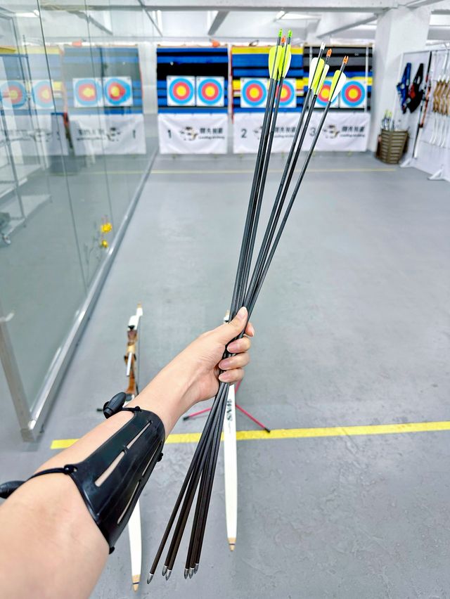 終於俾我哋遇到呢間近近地嘅射箭場「領先射箭」