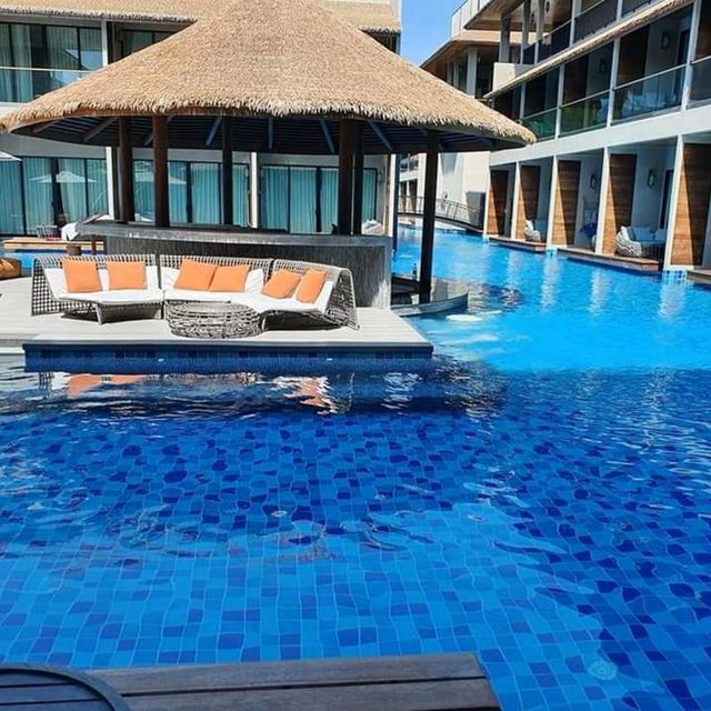 โรงแรมหรูบนหาดพัทยา อนัญญา หลีเป๊ะ รีสอร์ท