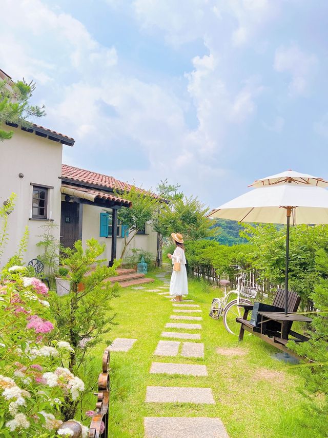 스페인 마을 속 가정집에 온 듯한 경주숙소 💚 