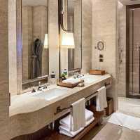 Waldorf Astoria - ที่พักหรูใจกลางเมืองกรุง
