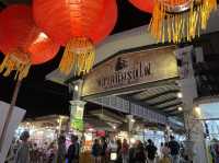 เที่ยวตลาดนัดรถไฟ มาด้วยรถไฟฟ้า สถานีสวนหลวง ร.9 