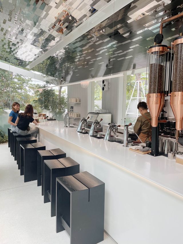 New open Bangkok Nana Coffee Roaster