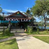 MOON LAKE RESORT