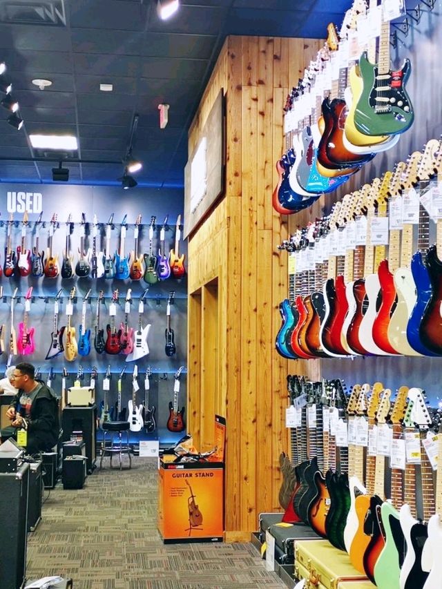 Guitar Center Lasvegas USA