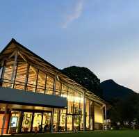 日本佐賀縣武雄市圖書館，顛覆傳統的閱讀空間