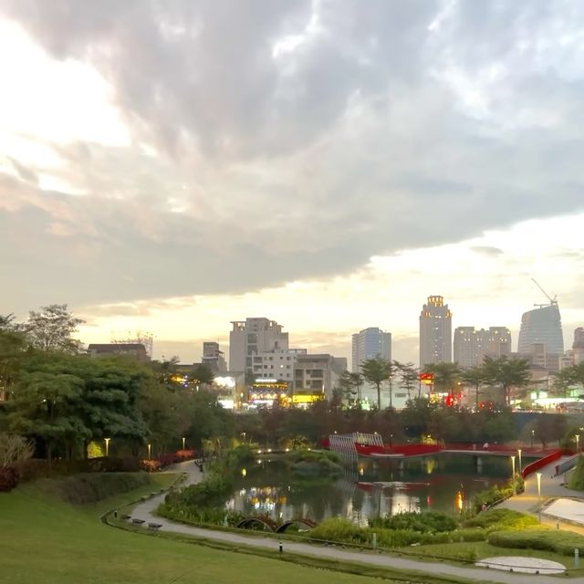 🍁🌳 秋紅谷景觀生態公園─大自然樂園 🍂🦋