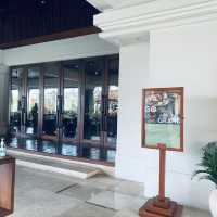 【バリ】大人贅沢なアフタヌーンティーなら”Veranda Lounge and Bar“
