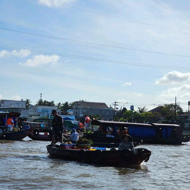 mekong floating market