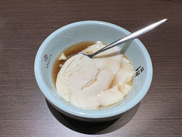 新店裕隆城百貨內的韓式料理-涓豆腐，厚的海鮮煎餅大推