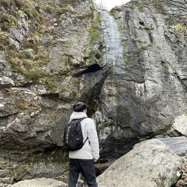 케이블카, 동굴, 등산 3박자가 어우러진 구미 금오산