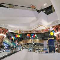 พามาเที่ยวสงกรานต์ในห้าง